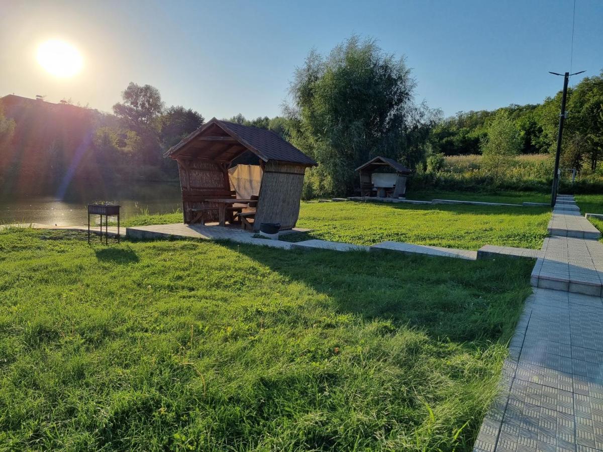 Шафран Hotel Krasnaya Slobodka Luaran gambar